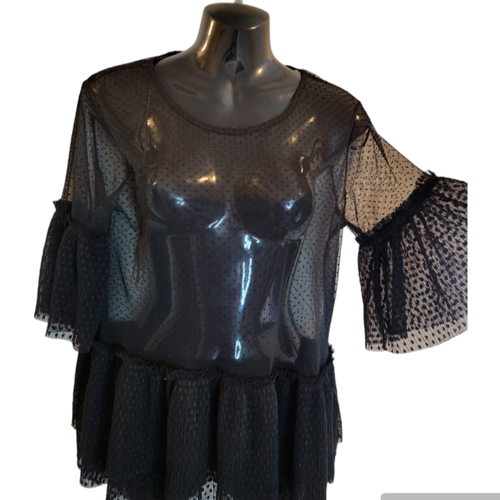 Black lace top